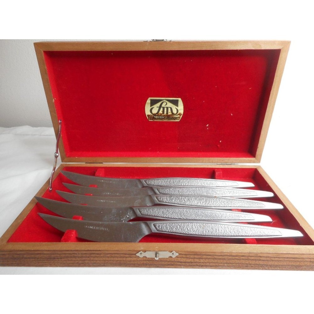 MCM Fashion Manor Stainless Steel Steak Knives set
